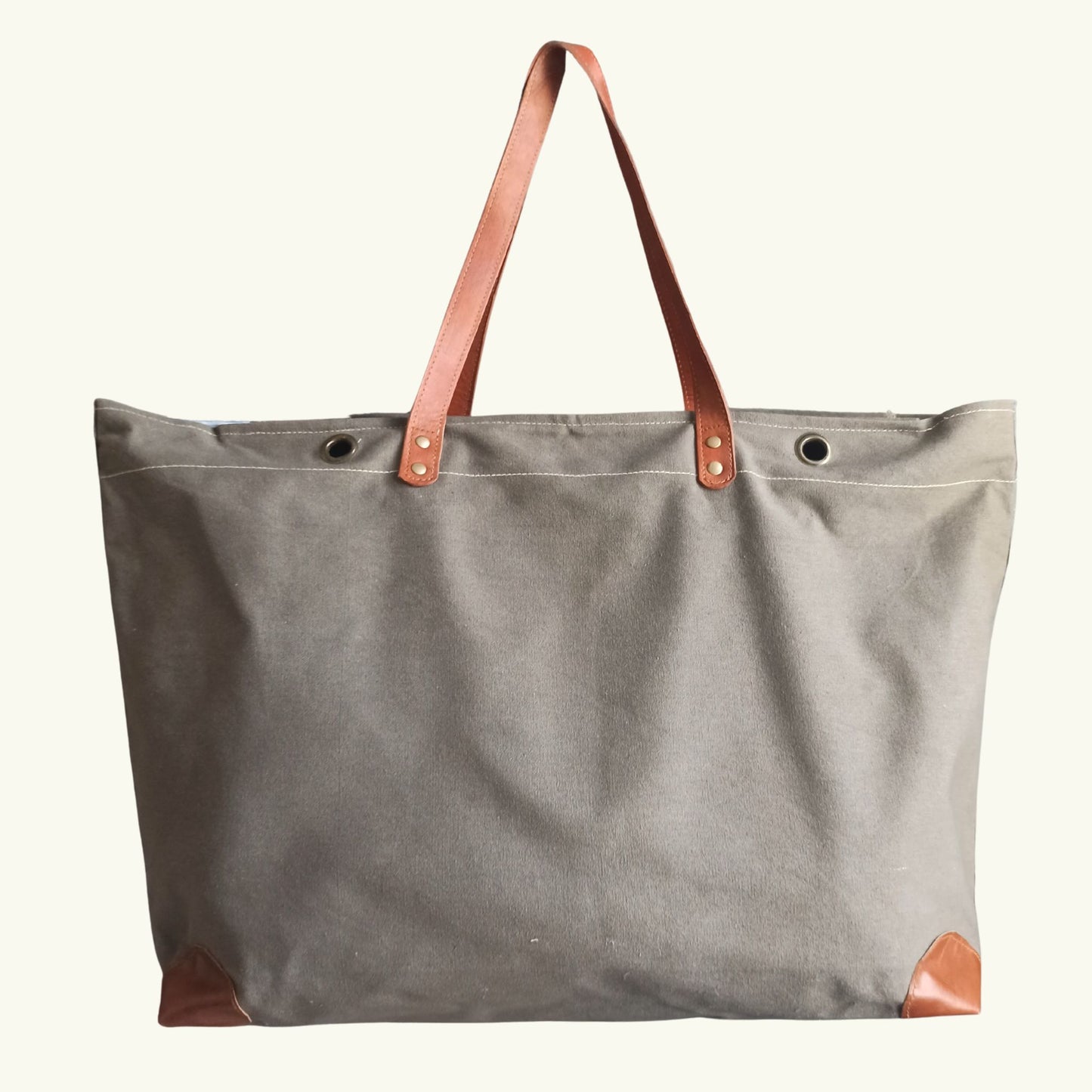 Grand Sac de Plage LOVE SKYLAR - Coloris gris taupe