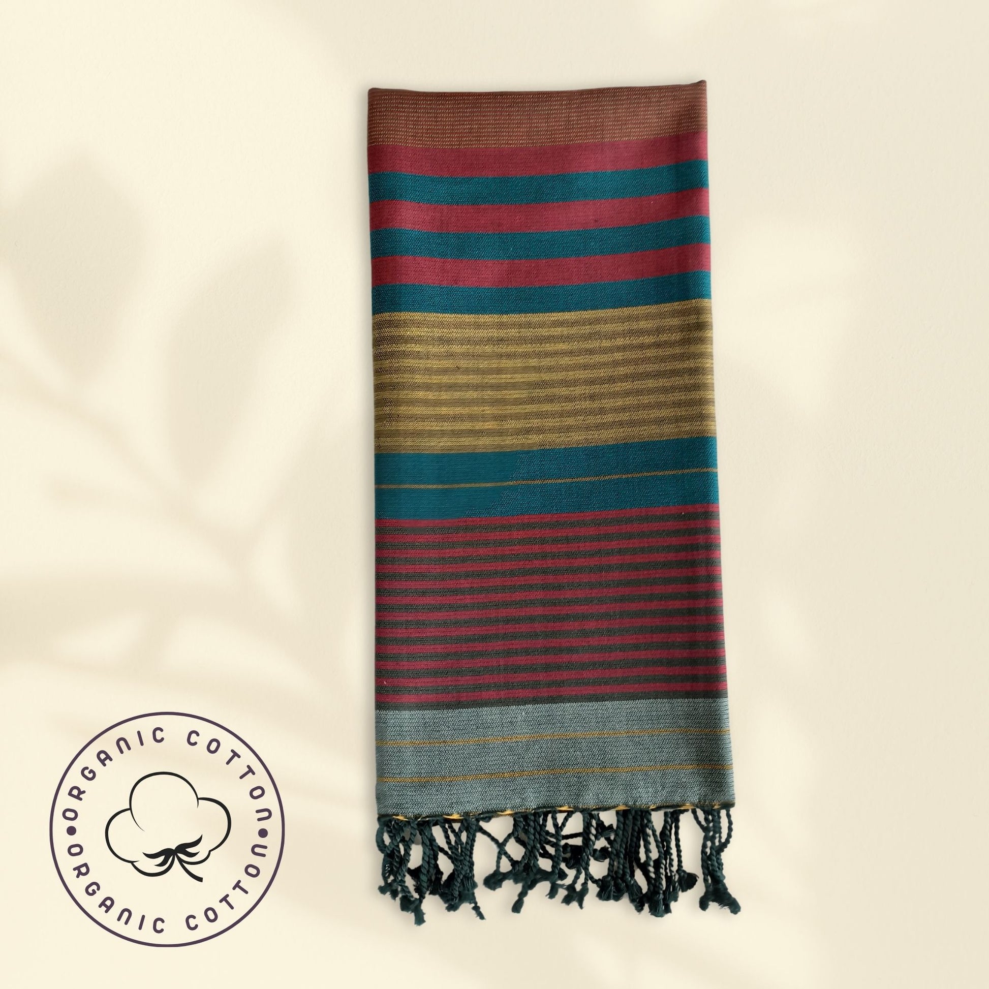 fouta,  serviette de plage en coton biologique rouge foncé et vert émeraude, tissage artisanal lana fares